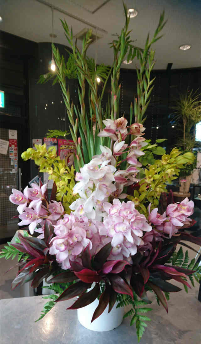 沖縄で贈答用のお花（フラワーギフト）をお探しなら【LOVE bird 